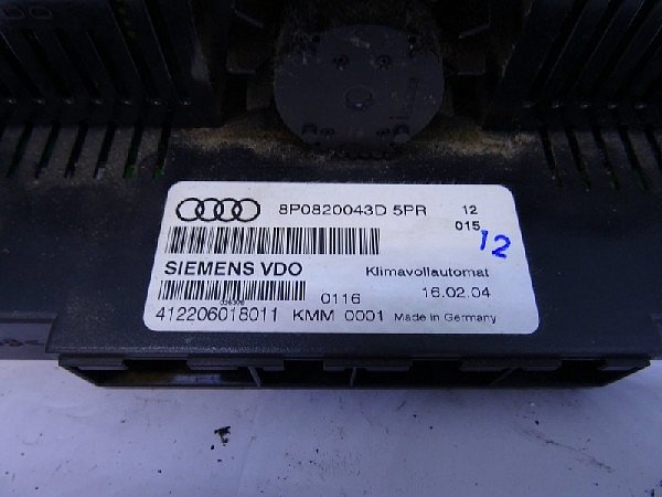 8P0 820 043D  Řídící jednotka klimatizace Audi A3 8P 2003 - 2006   - 4