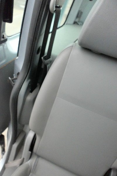  2K0 857 812 F Bezpečnostní pás pravá strana  VW Caddy 2K 2004 - - 3