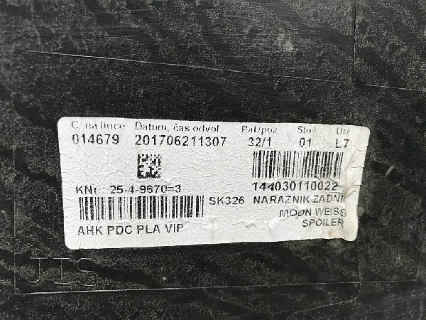 565 807 521 GRU Škoda Kodiaq nárazník - zadní spoiler na tažné zařízení + na PDC - 9