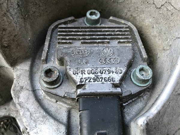 07Z 907 660 Snímač, stav motorového oleje VW Touareg 7L V 10 AYH 230kW - 2