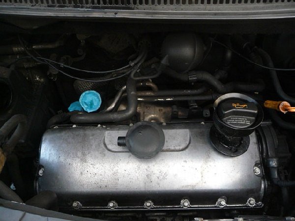 VW T5 2,5 Tdi LONG SYNCRO motor 130 PS 96kW BNZ  na náhradní díly  - 16