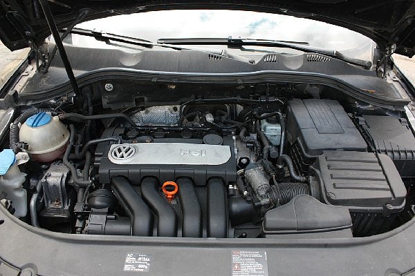 VW PASSAT 3C B6 2007 - použité náhradní díly 3C0 2007 2,0 TSI 110kW Motor BVY + JYL PŘEVODOVKA  - 6