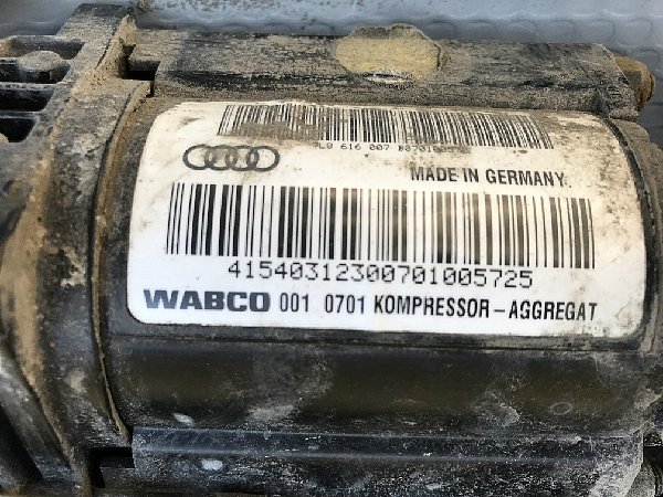 7L8 616 006B    VW Touareg 7L0 Audi Q7 4L  Kompresor zdvihu vzduchový podvozek  Pneumatický systém - 4