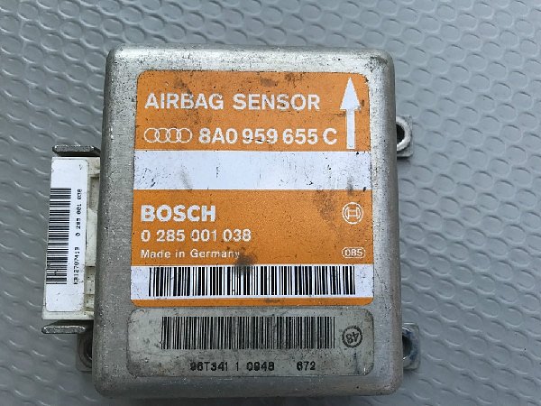  8A0 959 655C   Airbag Sensor Audi A4  Řídící jednotka airbagu - 2