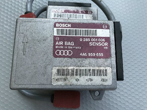 4A0 959 655   Airbag Sensor  Audi 80 B4 Coupe Cabrio 100 A6 C4 V8  Řídící jednotka airbagu - 3