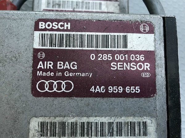 4A0 959 655   Airbag Sensor  Audi 80 B4 Coupe Cabrio 100 A6 C4 V8  Řídící jednotka airbagu - 4