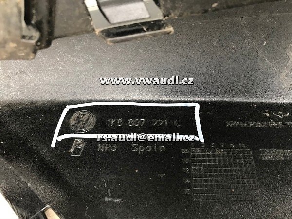 1K8 807 221C Nárazník přední VW Scirocco III do  2014  + otvory na ostřikovače světlometů  SRA - 3