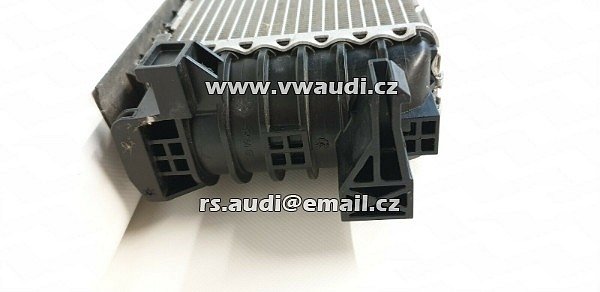 4GO 145 804, 4GO 145 804D Audi A5 B8 8T 2,0 TDI 62t km chladič mezichladič přídavný chladič - 4