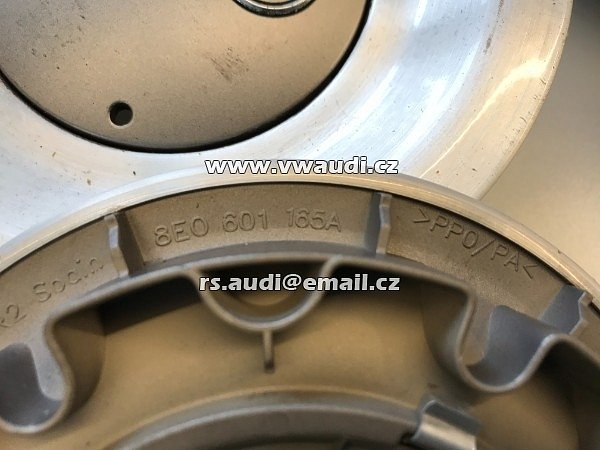 8E0 601 165A středová krycí poklička šroubů ozdobná pro kola krytka na al.kola Audi A4 A6 8EO 601 165A - 6
