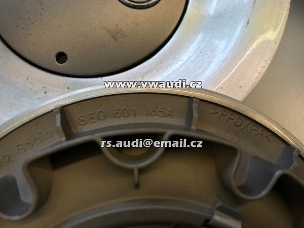 8E0 601 165A středová krycí poklička šroubů ozdobná pro kola krytka na al.kola Audi A4 A6 8EO 601 165A - 7