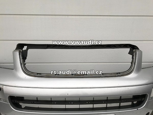 7H5 807 101 7H5.807.101 VW  T5 Multivan  2004 -2009  Přední nárazník lakovaný  stříbrná met.  - 15