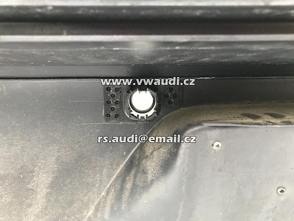 5G6 807 421 E R-LINE nárazník zadní + VW GOLF 7 VII 2012-2017 + 4 x PDC originál  černá barva  - 5