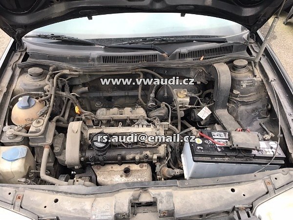 VW Bora Benzin AZD IV 1,6 16V 16 V Motor AZD náhradní díly černá barva  - 32