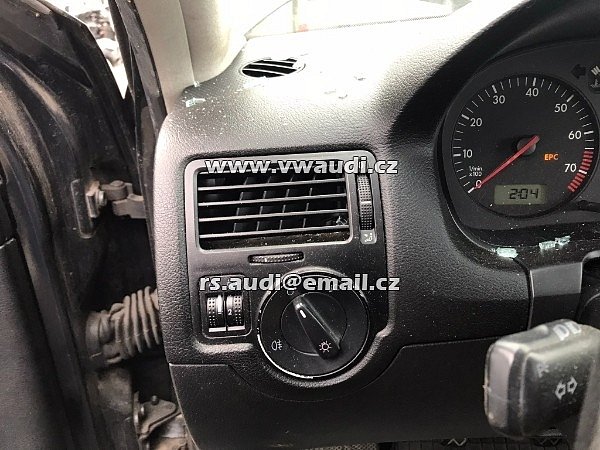 VW Bora Benzin AZD IV 1,6 16V 16 V Motor AZD náhradní díly černá barva  - 14