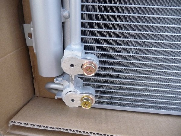 Chladič klimatizace - kondenzátor Passat 3C - B6/B7 TDI - 2006 - 2012  3C0 820 411E - 4