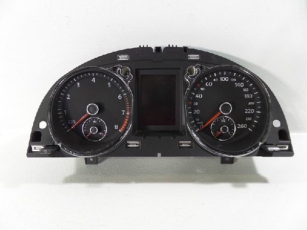 3C0 920 861E  VW  Passat 3C  Tachometr - přístrojová deska palubní deska informační panel 