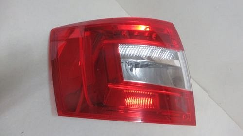 5E9 945 095B   Škoda  Octavia III 3 5E 2017 facelift  Komb LED Zadní světlo koncové  svítilna Levá zadní strana řidič Venkovní LZ 