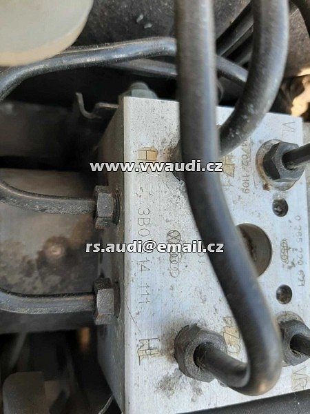 3B0 614 111 ABS Pumpe und Steuergerät Audi/VW/Skoda 