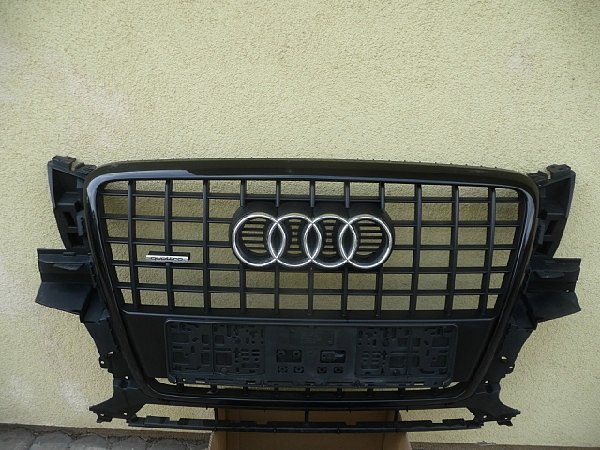 8R0 853 651 B/C  Audi Q5 Maska přední Grill mřížka nárazníku GRILLE GRILL BLACK EDITION 