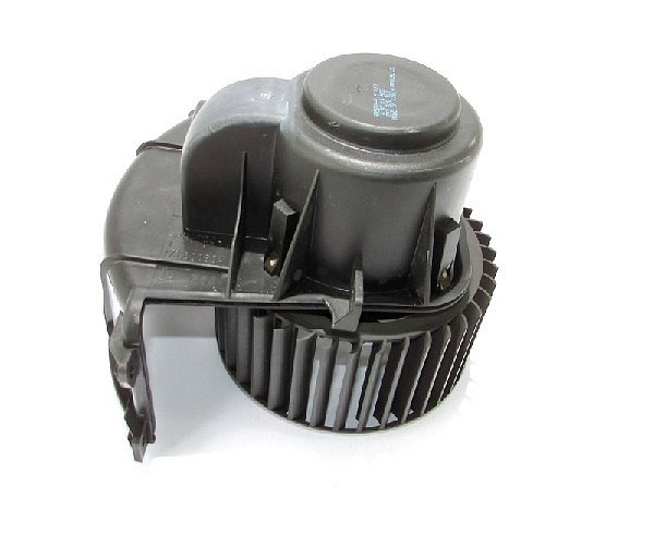 7E5 820 021 VW T6 2015 Motorek topení ventilátor klimatizace do kabiny 
