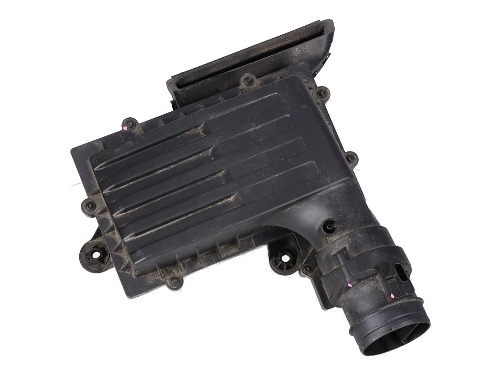 Pouzdro vzduchového filtru VW Tiguan II (AD) 2.0 TDI 110 kW 150 HP (01.2016-> ) 5Q0 129