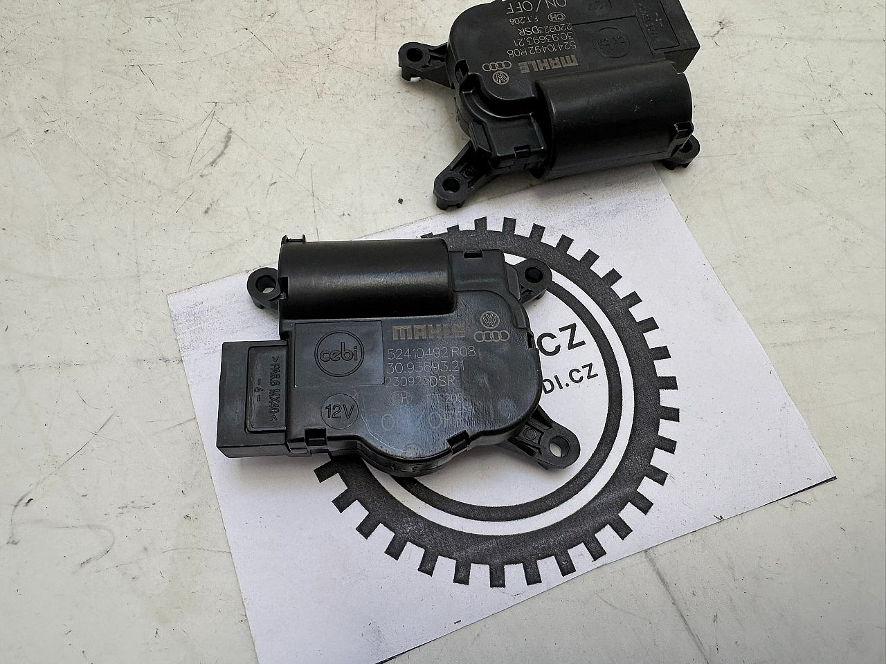 motorek nastavení klapky topení VW T5 T6 T6,1 Mahle 30.93693.21