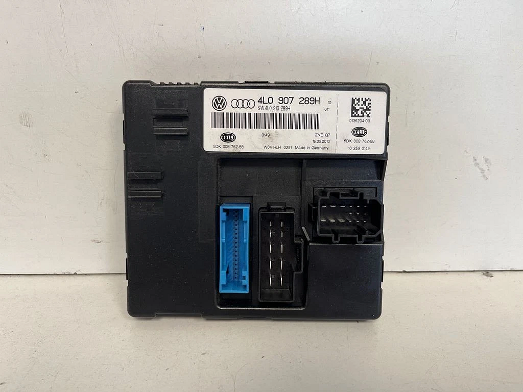 4L0 907 289H / 4L0 910 289H  Řídicí jednotka komfortu Audi Q7 4L 2010 Řídicí jednotka palubní sítě