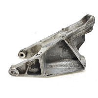 7E0 199 343    podpera motoru vpredu na motoru dole   7E0 199 343 C   VW T5 Transporter Multivan 2014 - 2