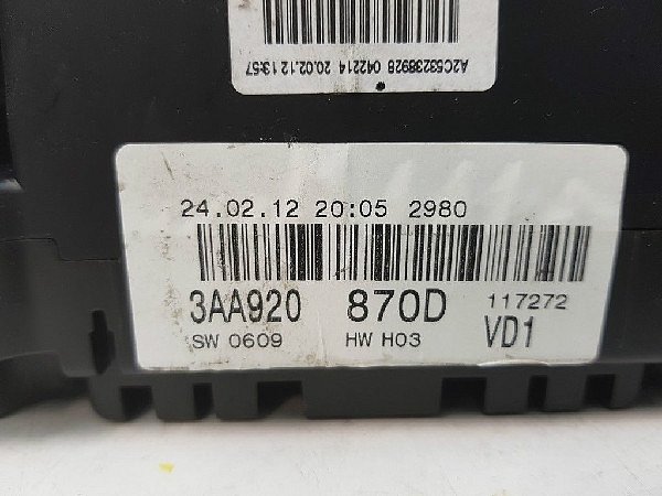 VW  Passat B7 2,0 Tdi  3AA Tachometr přístrojová deska - 7