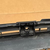 Přední spoiler nárazníku VW Touareg CR 760 2018 19 - 8