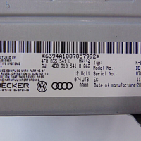 Řídicí jednotka K-Box s přijímačem a rádiem Audi A6 4F - 2