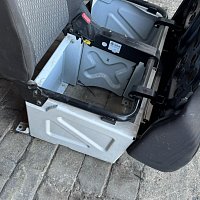 Pravé přední sedadlo pro VW Crafter 30-50 Van (2E) 2.0 TDI VW - 9
