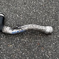 Trubka vzduchová intercooler  VW T5 Mulivan  1,9 tdi   AXB,AXC,BRR, BRS - 2