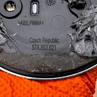 Originální emblém Škoda Karoq s logem, přední kapota, číslo dílu 57A853621, - 5