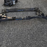 Originální Audi A4 B8 8K A5 8F 8T Držák zámku předního panelu chladiče 8K0 - 4