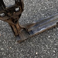 Originální Audi A4 B8 8K A5 8F 8T Držák zámku předního panelu chladiče 8K0 - 6