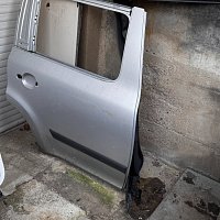 Pravé zadní dveře Škoda Yeti 2010-2017 5L0 - 3