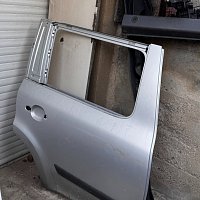 Pravé zadní dveře Škoda Yeti 2010-2017 5L0 - 5