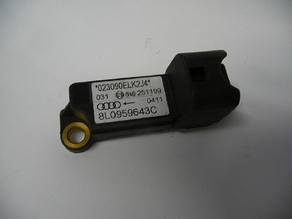 8L0 959 643C Audi A3 8L 1998 -2001  Airbagsensor Crashsensor Sensor - 3