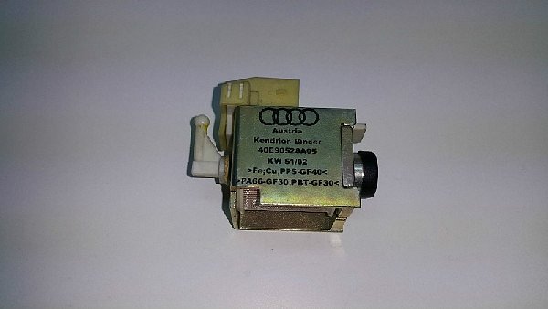 40E90528A05  AUDI A4 B6 2003  Kendrion Binder  - 3