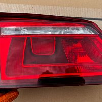 Originální držák vnitřní žárovky pro VW Golf Sportsvan vzadu vlevo 510945259B - 4