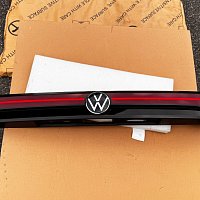 zadní středový světlomet VOLKSWAGEN PASSAT B9 3jo  2024LED-koncová svítilna   3J0945093/ 3J0945093R - 3