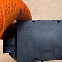 Spínač parkovací brzdy Auto Hold pro VW Tiguan 5N 11-18 originál 5N0927225 - 4