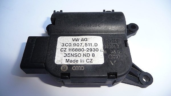 3C1 907 511D VW Passat 3C, Golf V Scirocco Servomotor klapky topení - 2