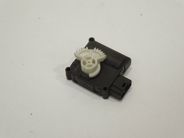 0 132 801 369  Audi A6 4F 2006 2010 -  servomotorek pro klapku obtokového vzduchu - 2