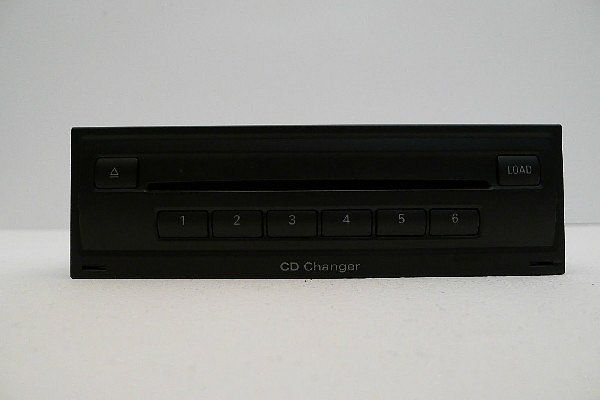 4F0 035 110A  AUDI  A6 4F   6 Disc CD Changer - 3