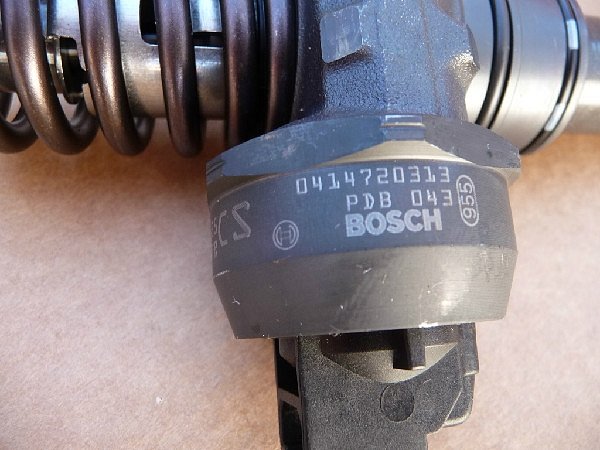 0986441568 vstřikovač BOSCH  vstřikovač  - VW AUDI Škoda Seat 1,9 TDI- 1.9 Diesel Injector  - 9