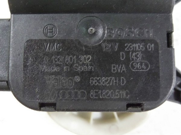 8E1 820 511C Audi A4 8E B6 Servomotor motorek nastavení klapky topení / klimatizace  AC - 4