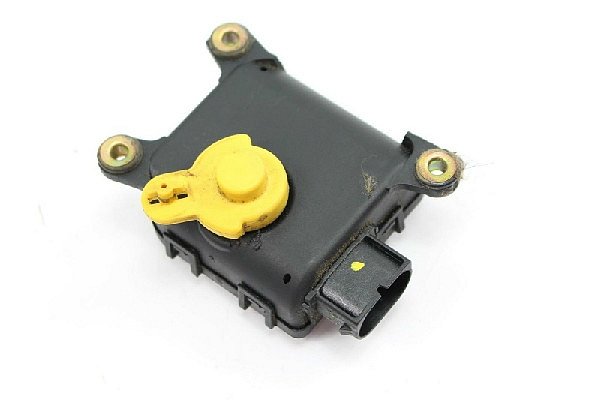  8D2 820 511 C    Servomotor motorek nastavení klapky topení / klimatizace  AC - 2