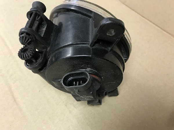  8T0 941 700 AUDI A4 Q5 B8 8R 8K Mlhovka mlhové světlo přední Pravá strana - spolujezdec - 4